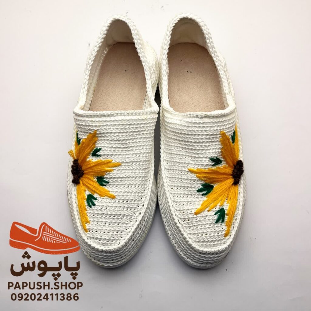 کفش گیوه دخترانه طرح افتابگردان رنگ سفید